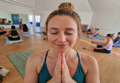 Lagoa YogaFest 2026 realizou-se no Pátio das Gerações